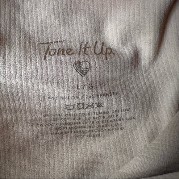 High Waist Ribbed Crossover Leggings - Picture 7 of 7